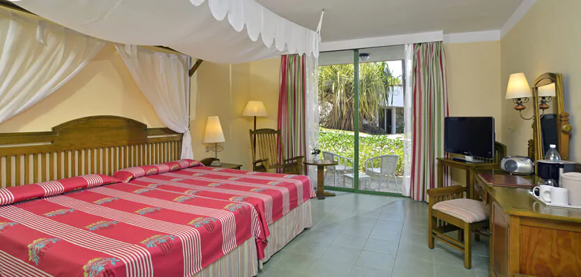 HABITACIÓN CLÁSICA